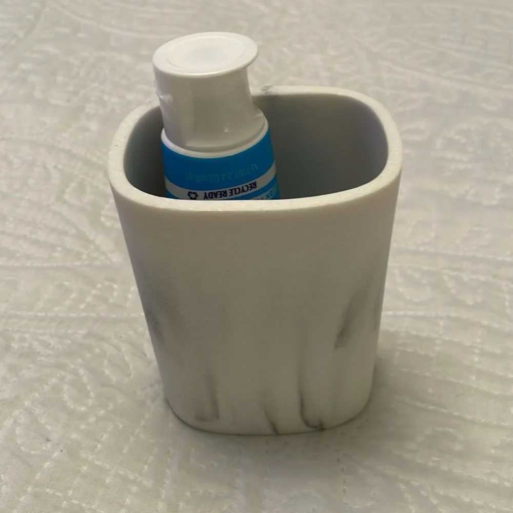 NWT BINO Oval Marble Collection Bathroom Storage Container